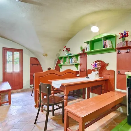 Mestansky Dum - Kulturni Pamatka Mlynska 119 Guest house *
