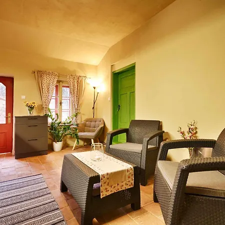 Guest house Mestansky Dum - Kulturni Pamatka Mlynska 119 Jindrichuv Hradec